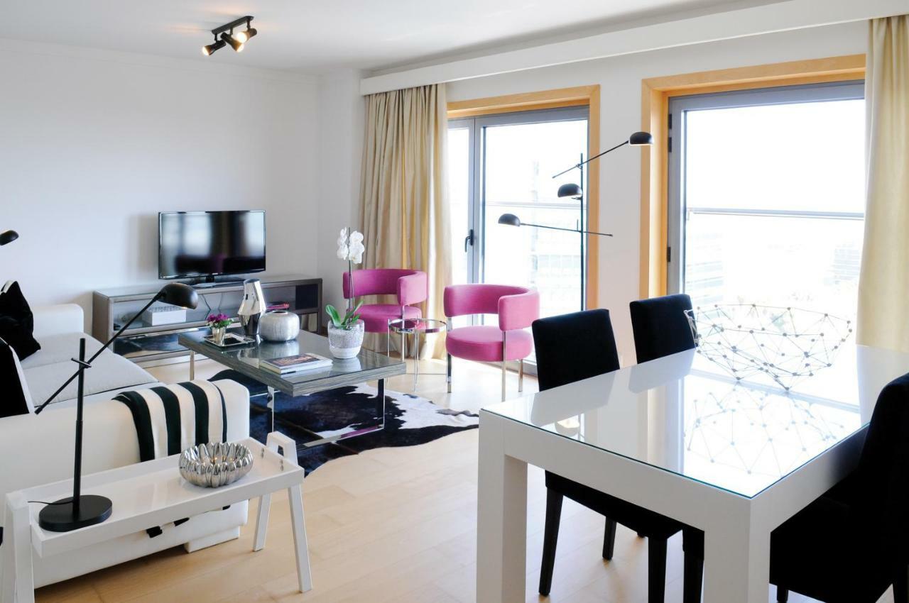 Panoramic Living Apartment *